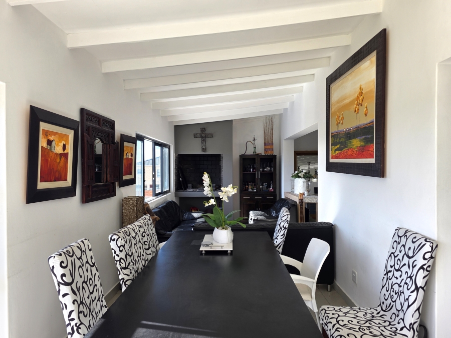 3 Bedroom Property for Sale in Wavecrest Eastern Cape